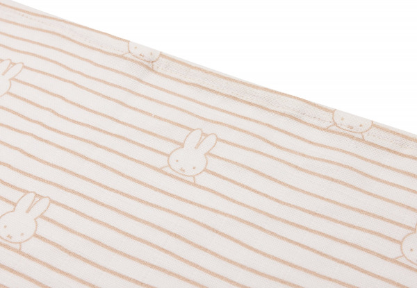 Jollein textilpelenka
 - 70x70 cm Miffy Stripe Biscuit